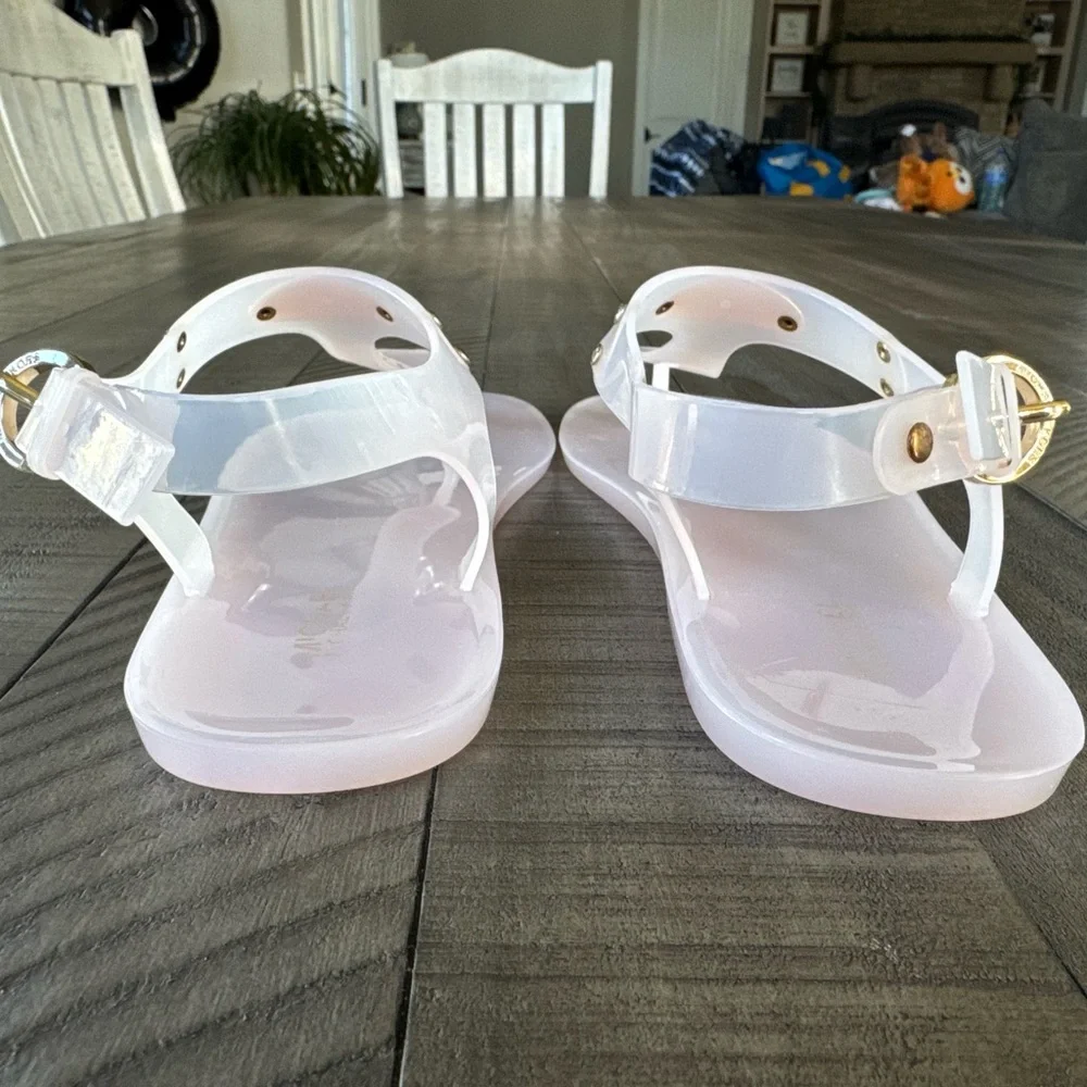 MICHAEL Michael Kors - MK Plate Jelly Thong Sandals Women's Size 7 (NWOT)